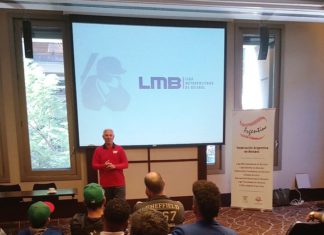 Bobby Valentine dio cátedra de béisbol en Buenos Aires